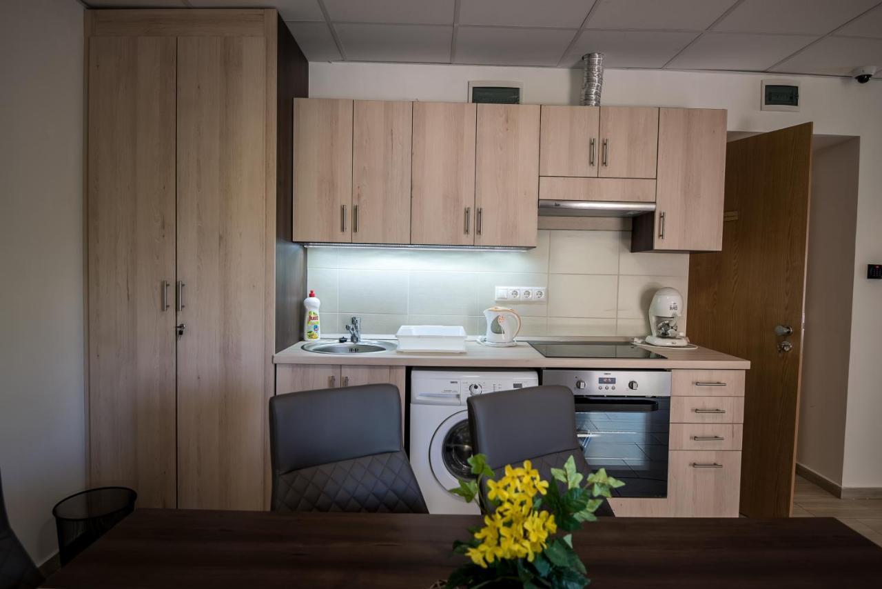 Mokka Apartman Szeged Exterior foto