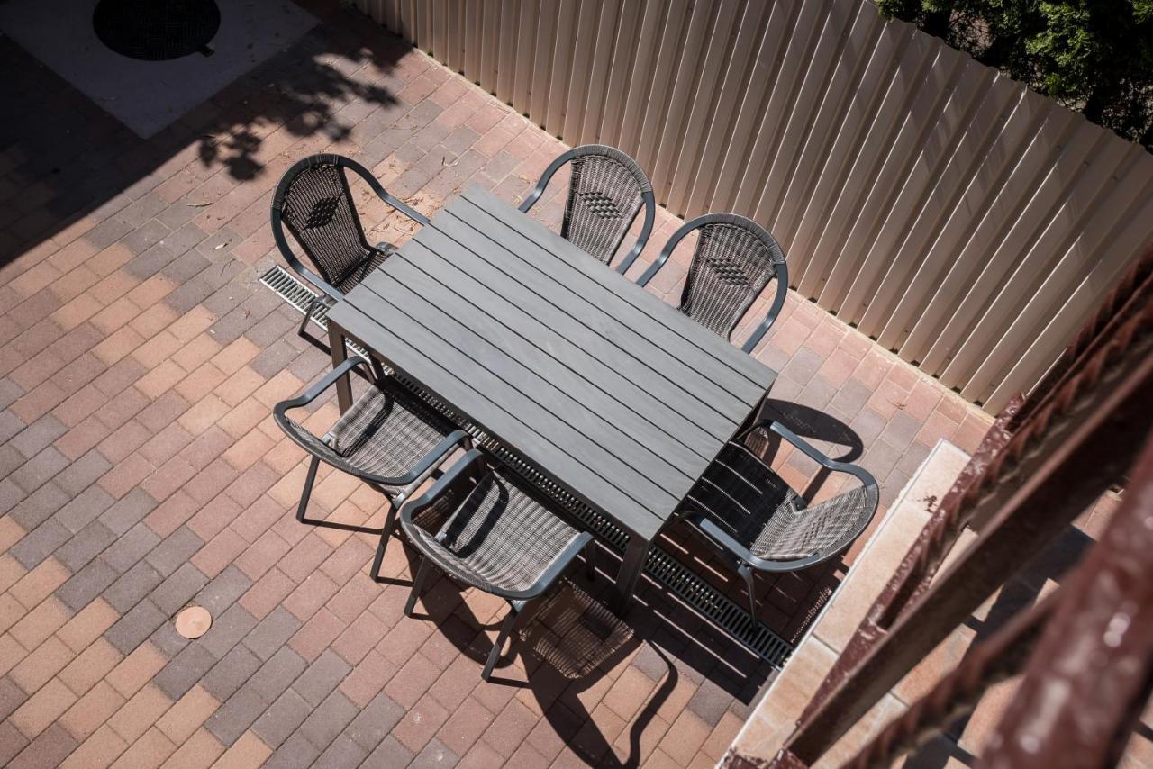 Mokka Apartman Szeged Exterior foto
