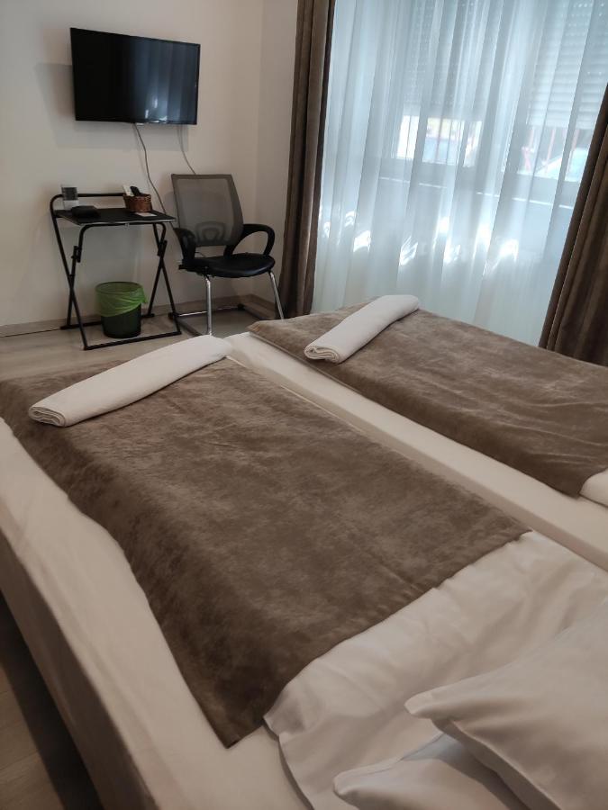 Mokka Apartman Szeged Exterior foto
